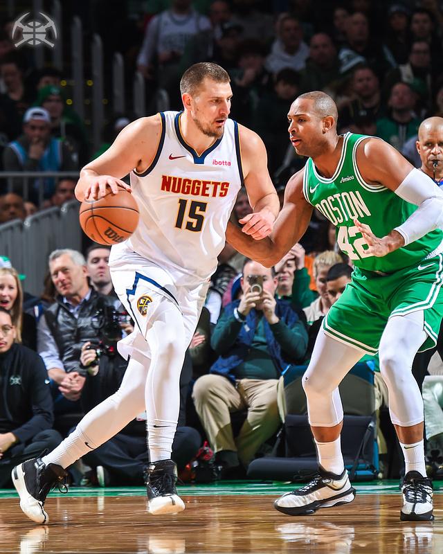 关于湖人带队取胜!,塔图姆重要时刻比赛规则变更赛场气氛高涨的信息-爱游戏中国