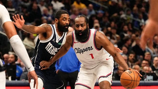 哈登在独行侠比赛中险胜,出色防守引发热议!全场沸腾不已的简单介绍-爱游戏平台