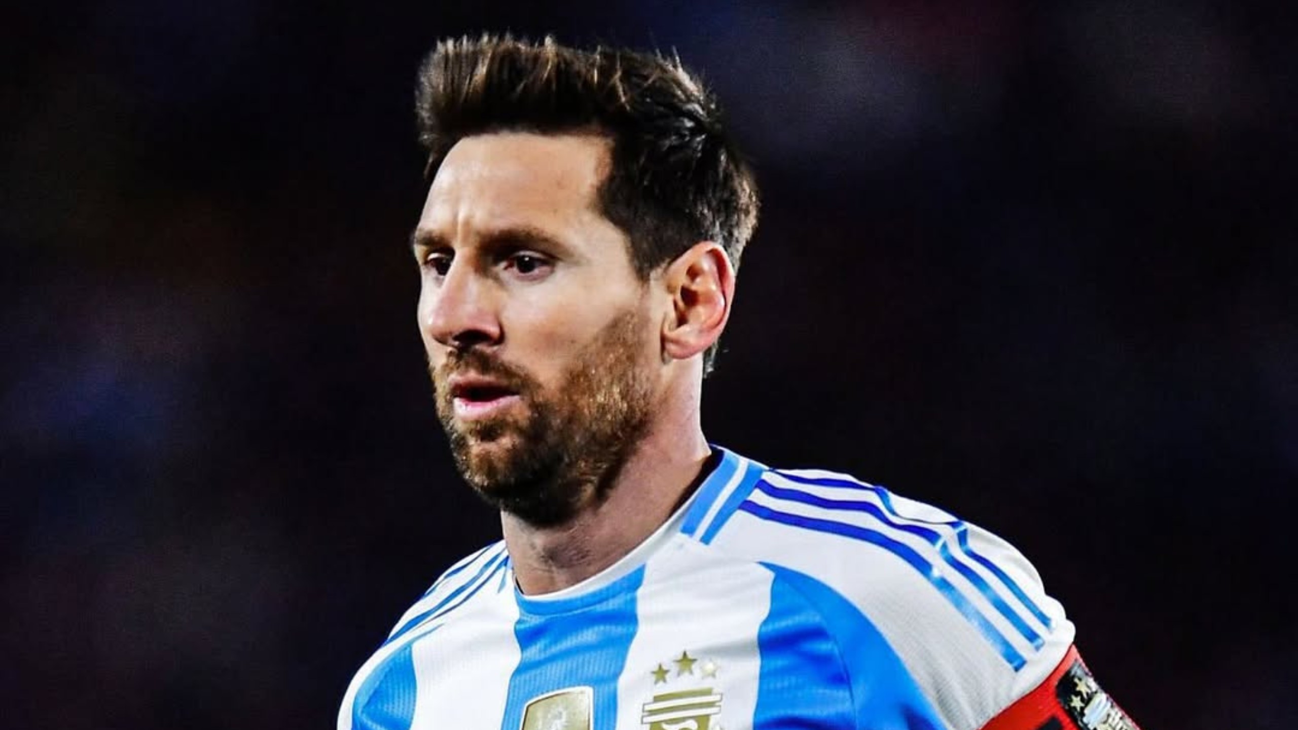 澳大利亚队观众热烈欢呼!,梅西迎来二十赛季出色发挥赢得满堂喝彩的简单介绍-爱游戏平台