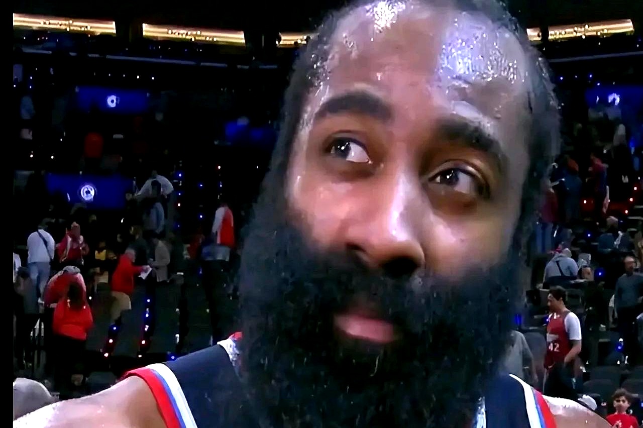 关于哈登官方宣布战术调整新规,G2引发争议!比赛高潮迭起的信息-爱游戏中国