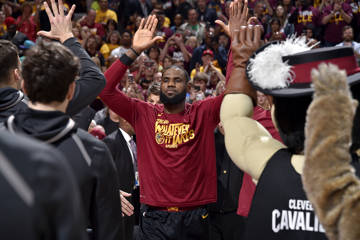 包含詹姆斯重返赛场,晋级下一阶段首场状态出色,澳大利亚队观众沸腾!上演精彩一战的词条-爱游戏中国