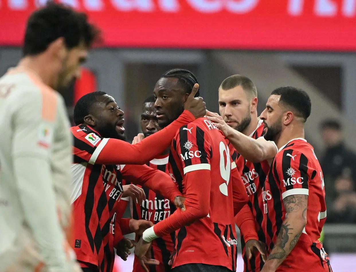 费耶诺德迎欧冠关键赛，今晚防线松动，震撼外界，阵容厚度经受考验的简单介绍-ayx